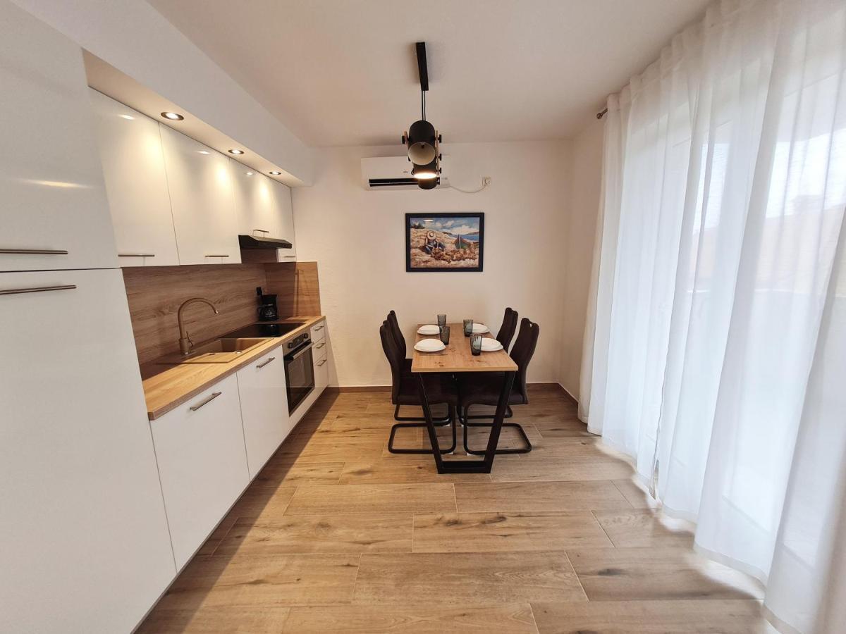 Ferienwohnung Bellistra Apartman Rabac - E Exterior foto