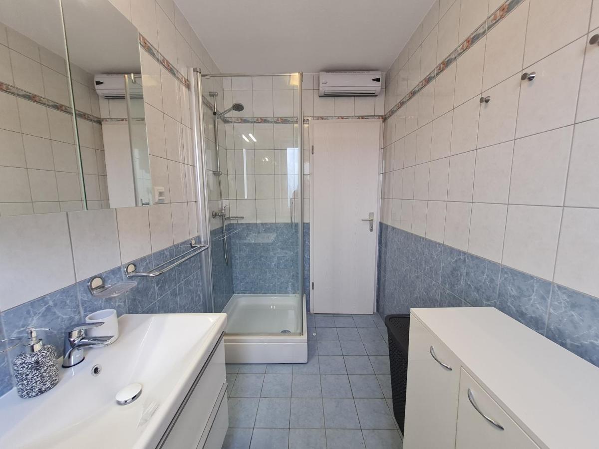 Ferienwohnung Bellistra Apartman Rabac - E Exterior foto